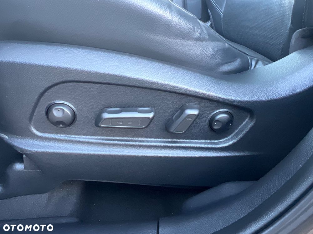 Kia Carens 1.6 GDI ISG Spirit - 20