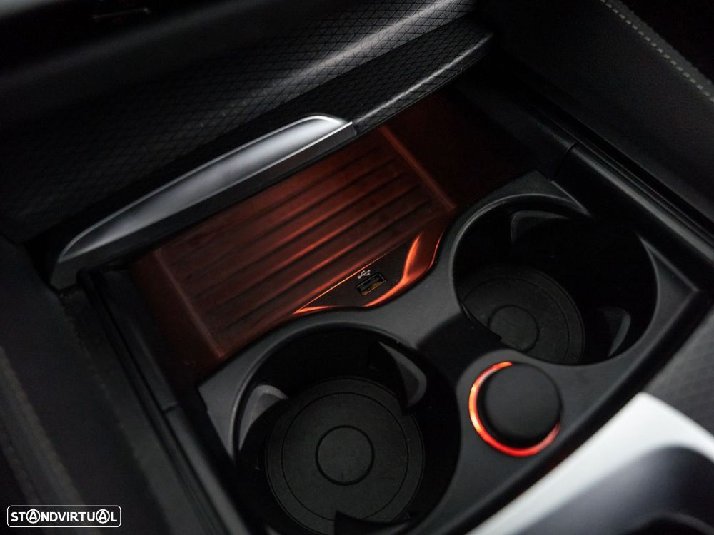 BMW 520 d Pack Desportivo M Auto - 28