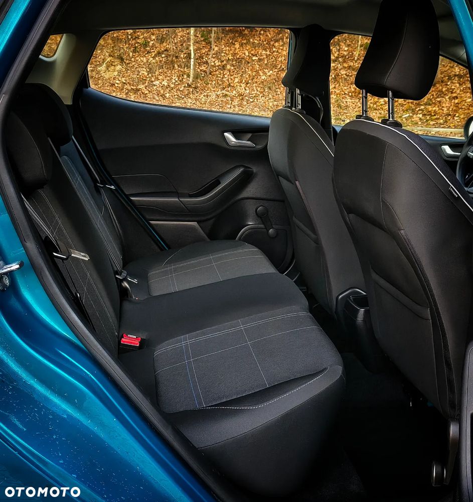 Ford Fiesta - 12