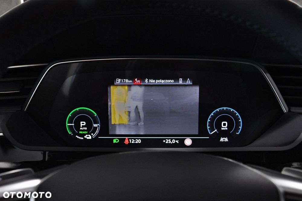 Audi e-tron 50 Quattro - 25