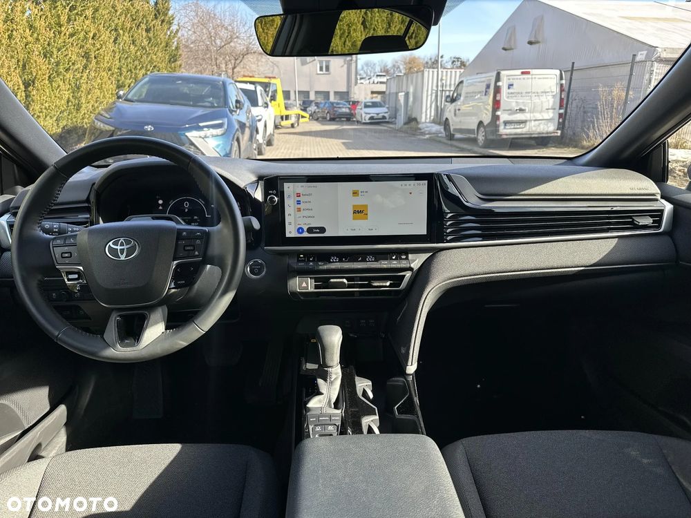 Toyota Camry 2.5 Hybrid Dynamic Force Comfort e-CVT - 18