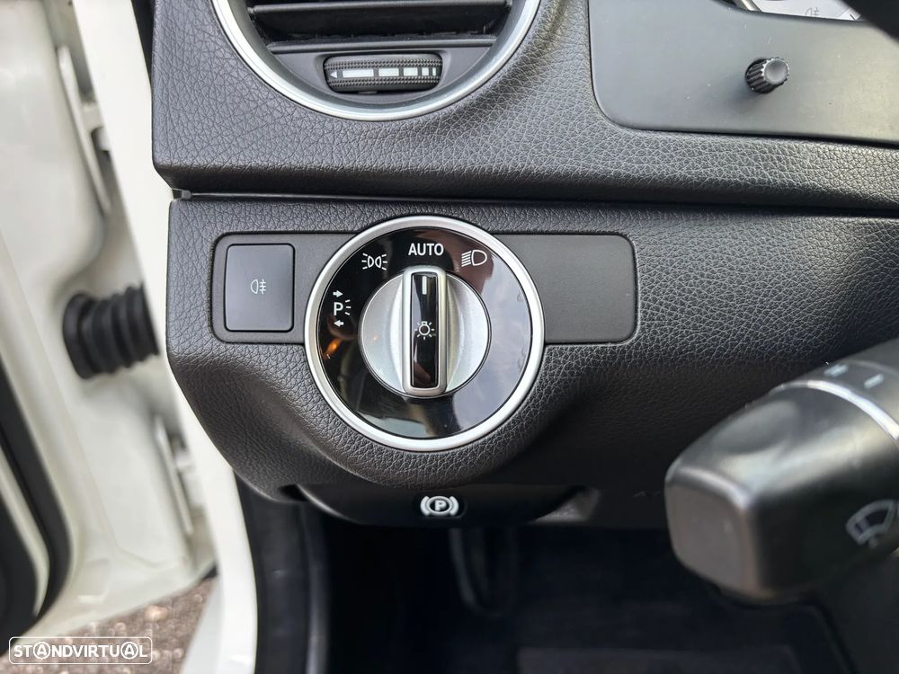 Mercedes-Benz C 180 CDi Avantgarde BlueEfficiency - 14