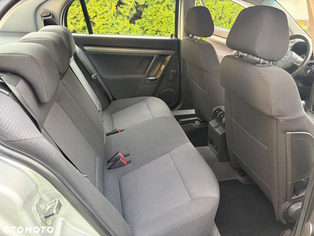 Opel Vectra ver-1-9-cdti-elegance - 4