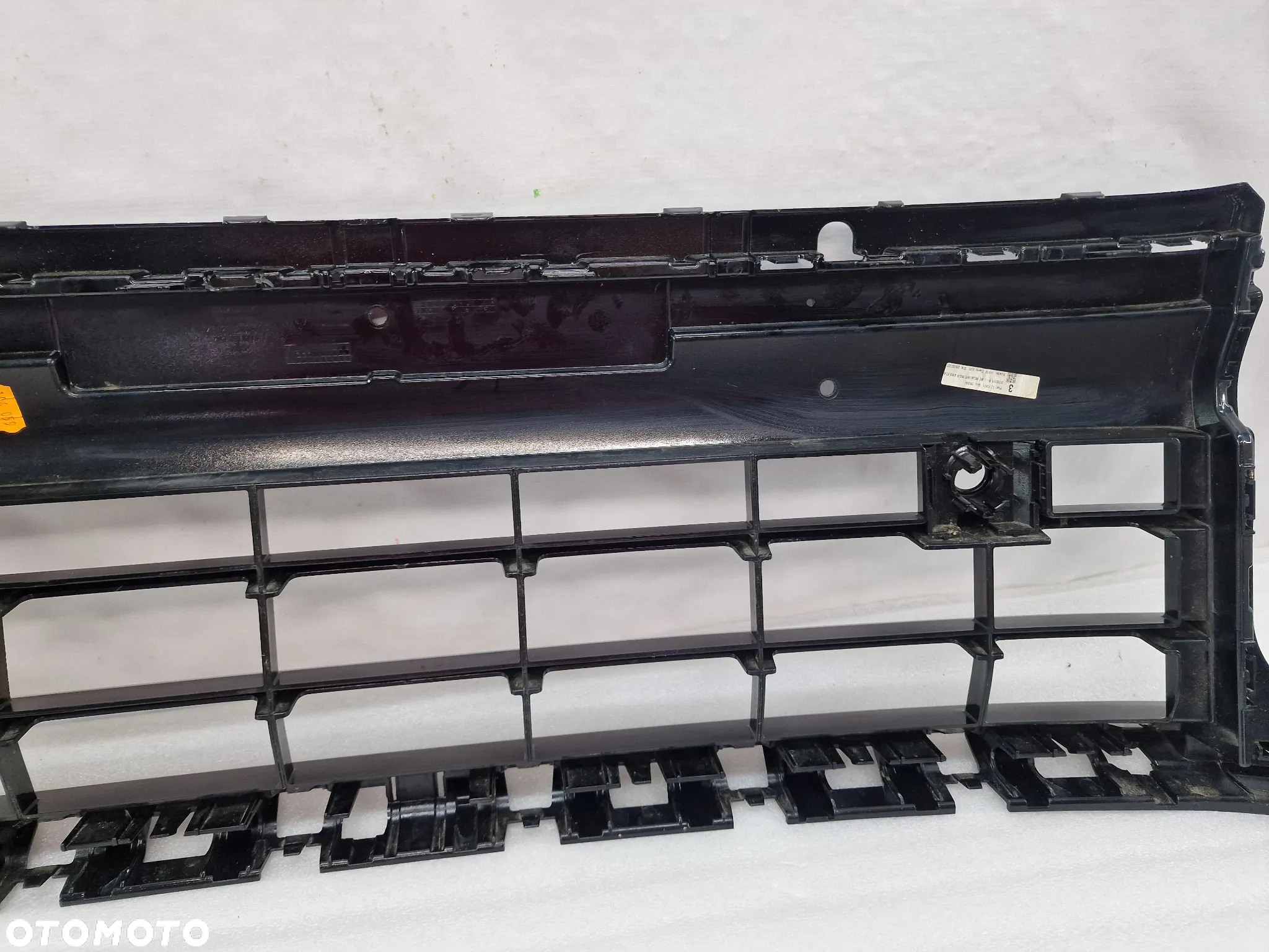 VW TAIGO R-LINE RLINE 2G7 21- KRATKA ŚRODKOWA ZDERZAKA PRZEDNIEGO PRZÓD , NR 2G7853671D / 2G7853671 D / 2G7853677C / 2G7853677 C , NR AUKCJI GL700 - 17