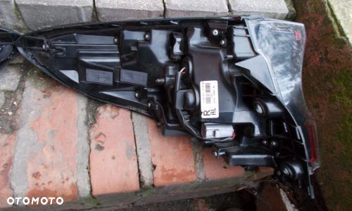 TOYOTA C-HR CHR 16-19 LED PRAWA TYLNA LAMPA ORYGINAŁ - 3