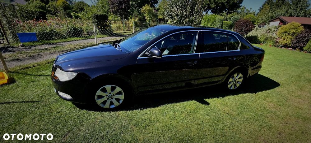 Skoda Superb 2.0 TDI 4x4 Elegance - 3