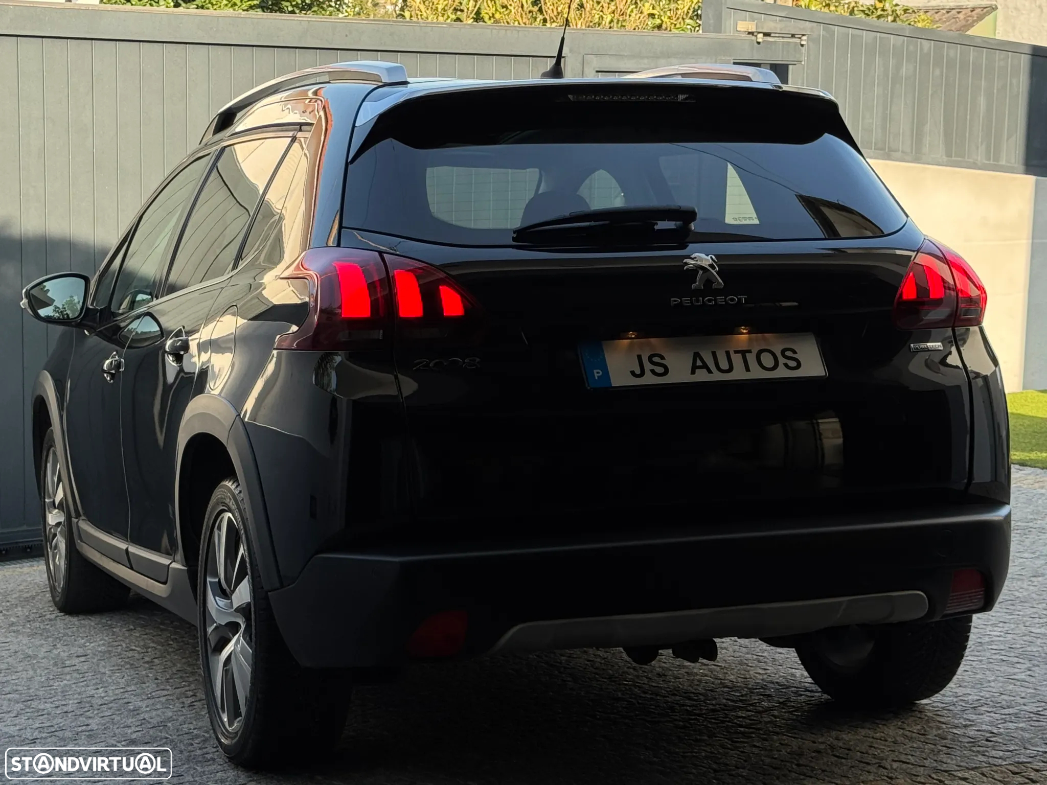 Peugeot 2008 1.2 PureTech Allure Grip Control - 5