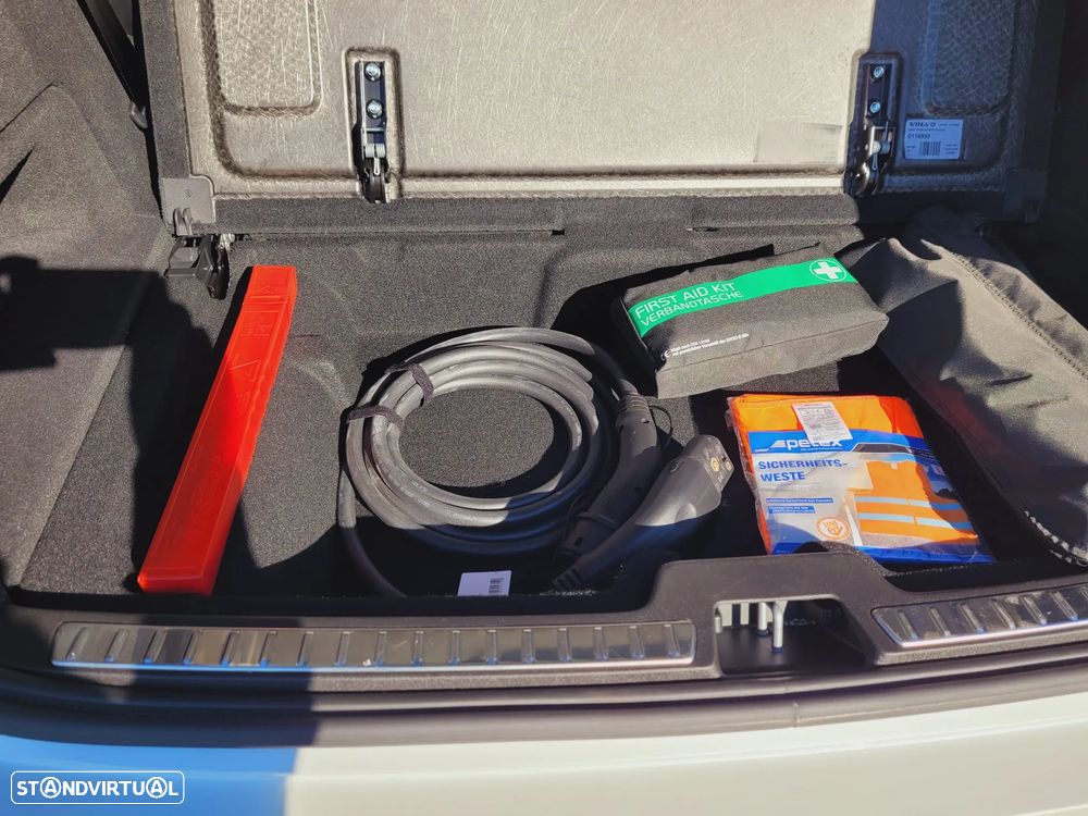 Volvo XC 90 T8 AWD Recharge Core - 36