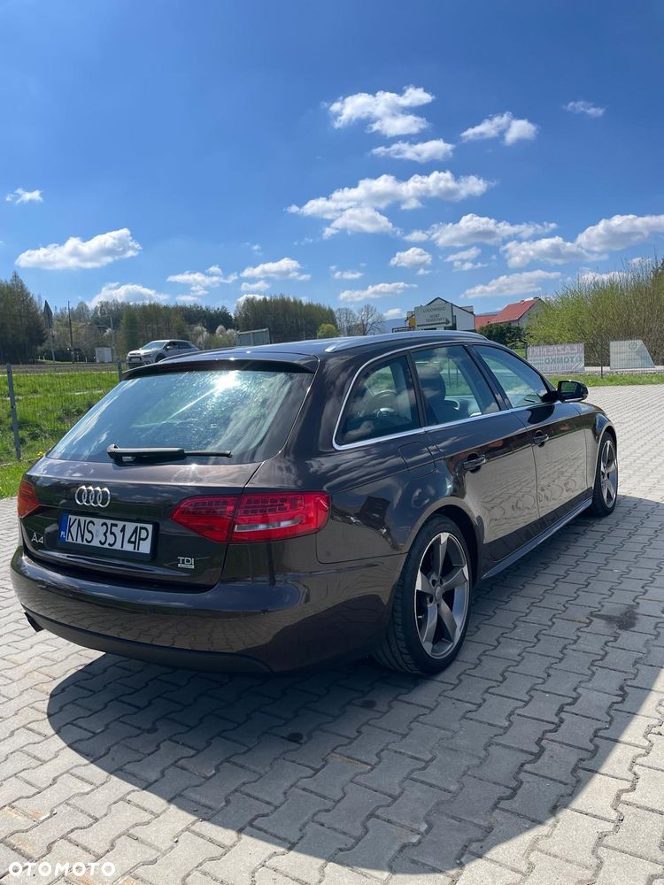 Audi A4 Avant 2.0 TDI Quattro - 10