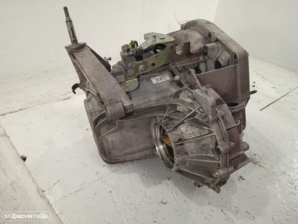 CAIXA VELOCIDADES RENAULT LAGUNA II 2001 -PK6002 - 1
