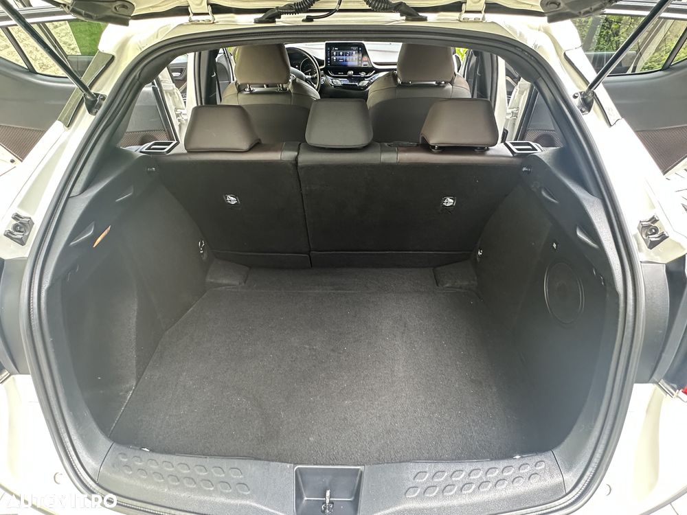 Toyota C-HR - 18