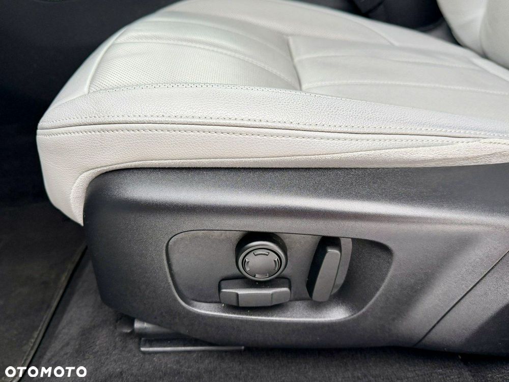 Land Rover Range Rover Evoque - 19