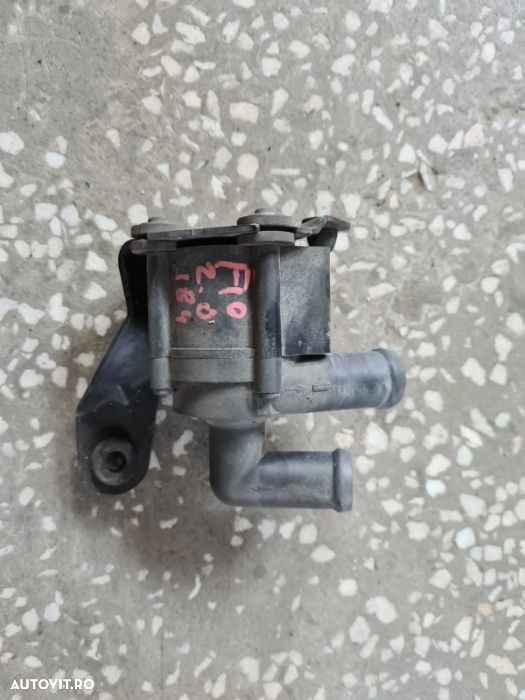 Pompa apa auxiliara BMW seria 5 F10 F11 cod: 9167206 - 1