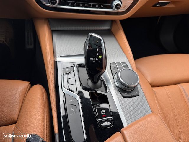 BMW 530 e iPerformance Pack M - 8