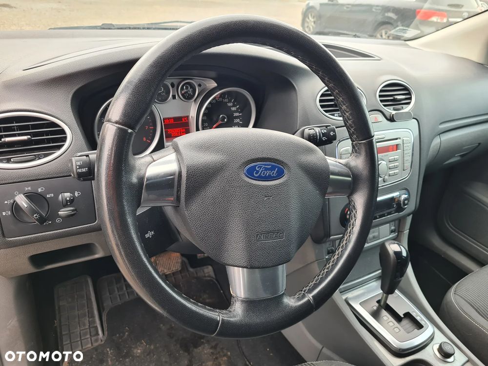 Ford Focus - 23