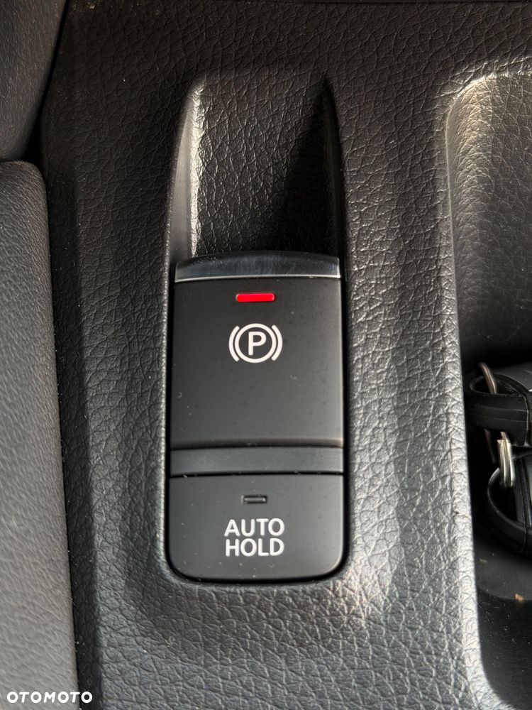Nissan Qashqai 1.3 DIG-T N-Connecta - 23