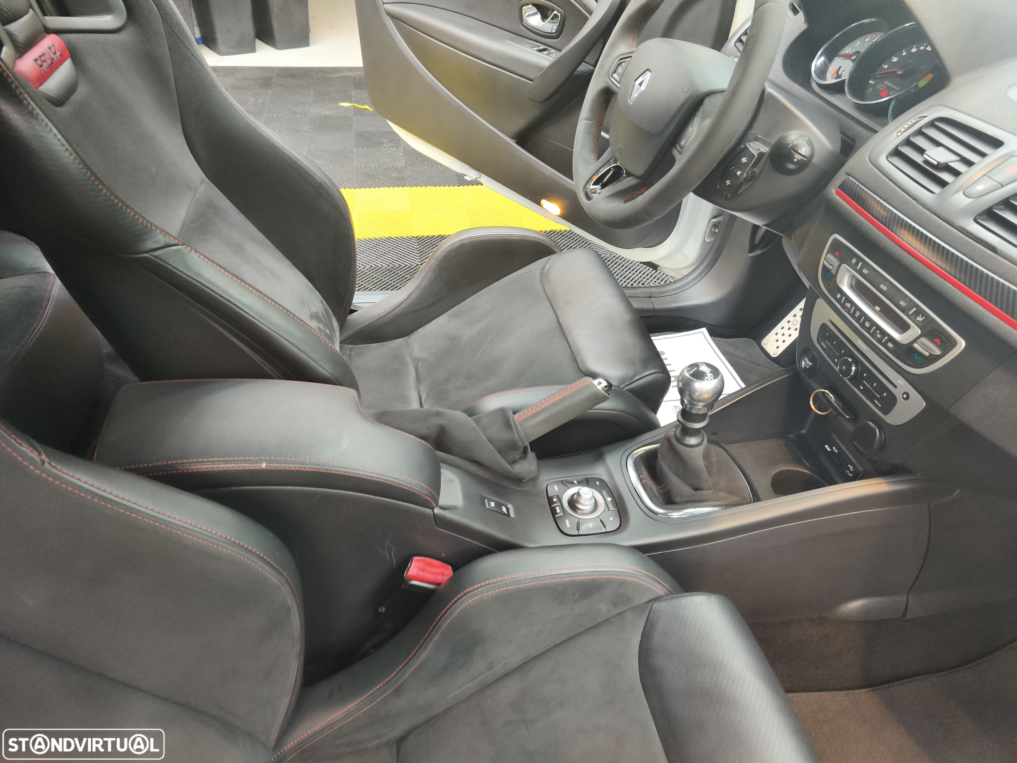 Renault Mégane Coupe 2.0 T RS - 20