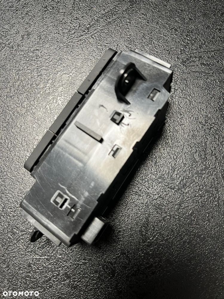 SKODA OCTAVIA IV PRZEŁĄCZNIK WŁĄCZNIK ŚWIATEŁ PANEL 5E4941501A - 2