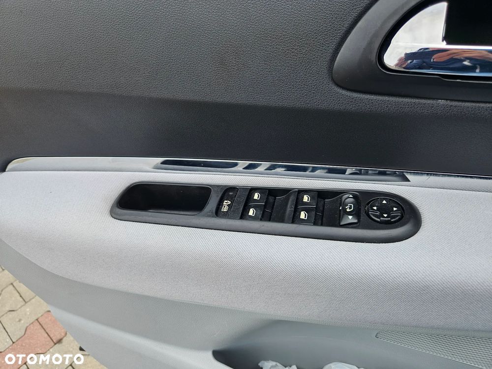 Peugeot 3008 155 THP Premium - 25