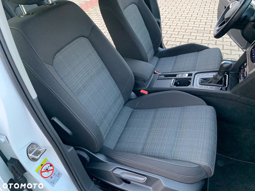 Volkswagen Passat 2.0 TDI EVO Business DSG - 22