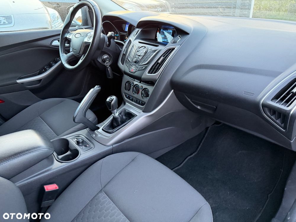 Ford Focus 1.6 TDCi DPF Trend - 22