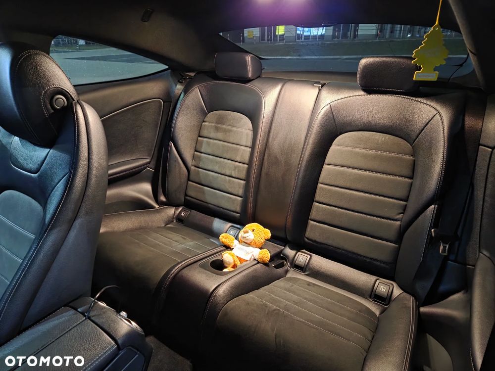Mercedes-Benz Klasa C 250 d 9G-TRONIC - 10