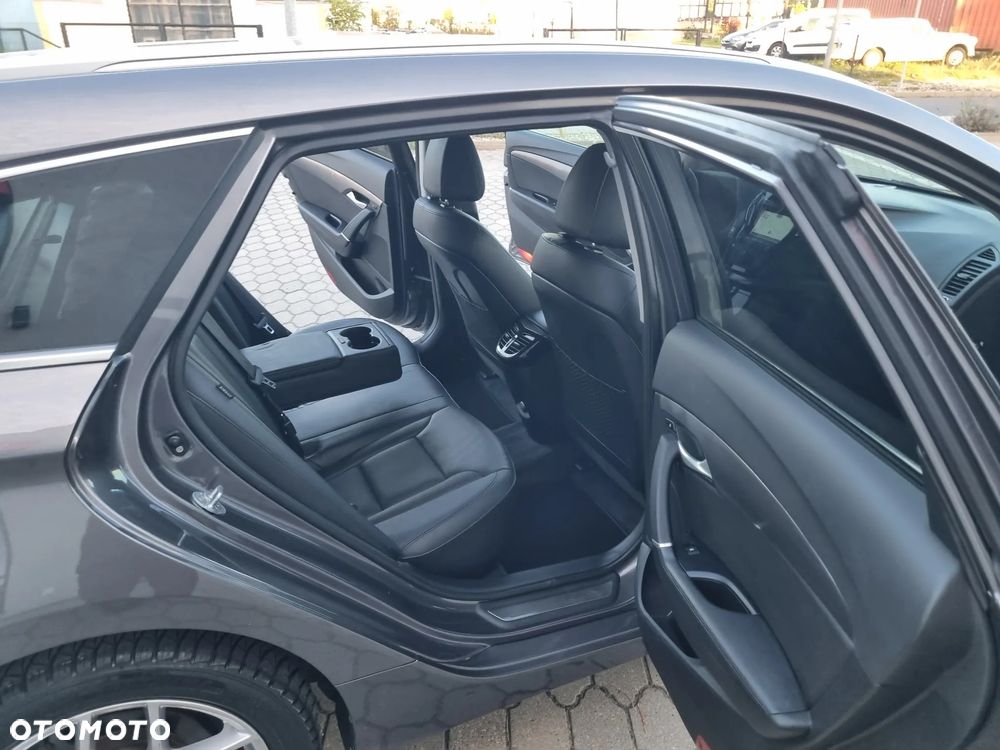 Hyundai i40 1.6 CRDi Premium DCT - 8