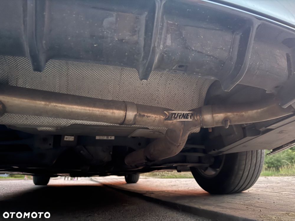 BMW Seria 3 - 16