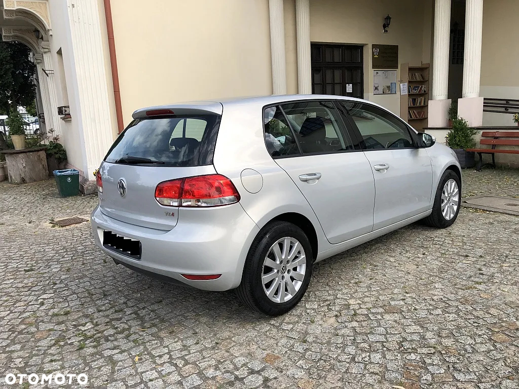 Volkswagen Golf 1.6 TDI DPF Comfortline - 5