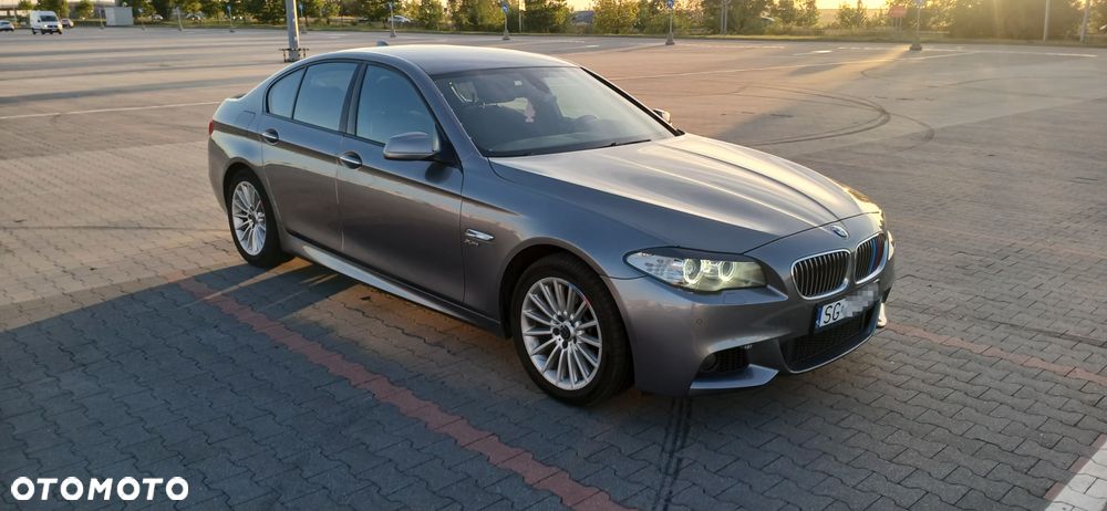 BMW Seria 5 528i xDrive - 1