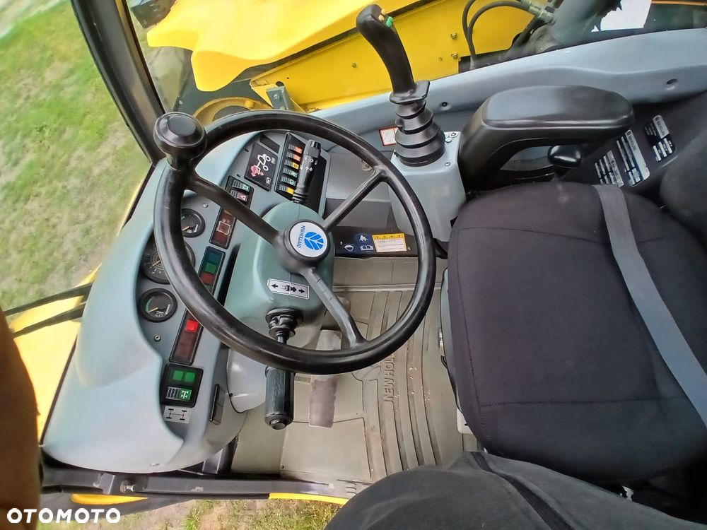 New Holland LM410 - 9