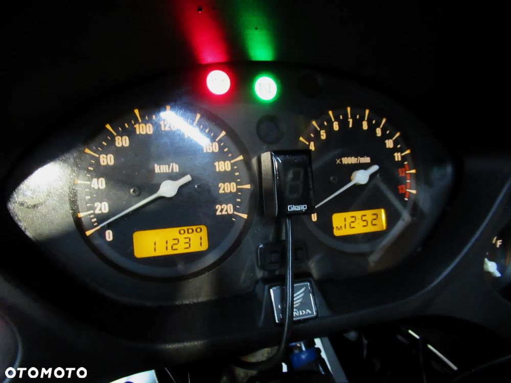 Honda CBF - 7