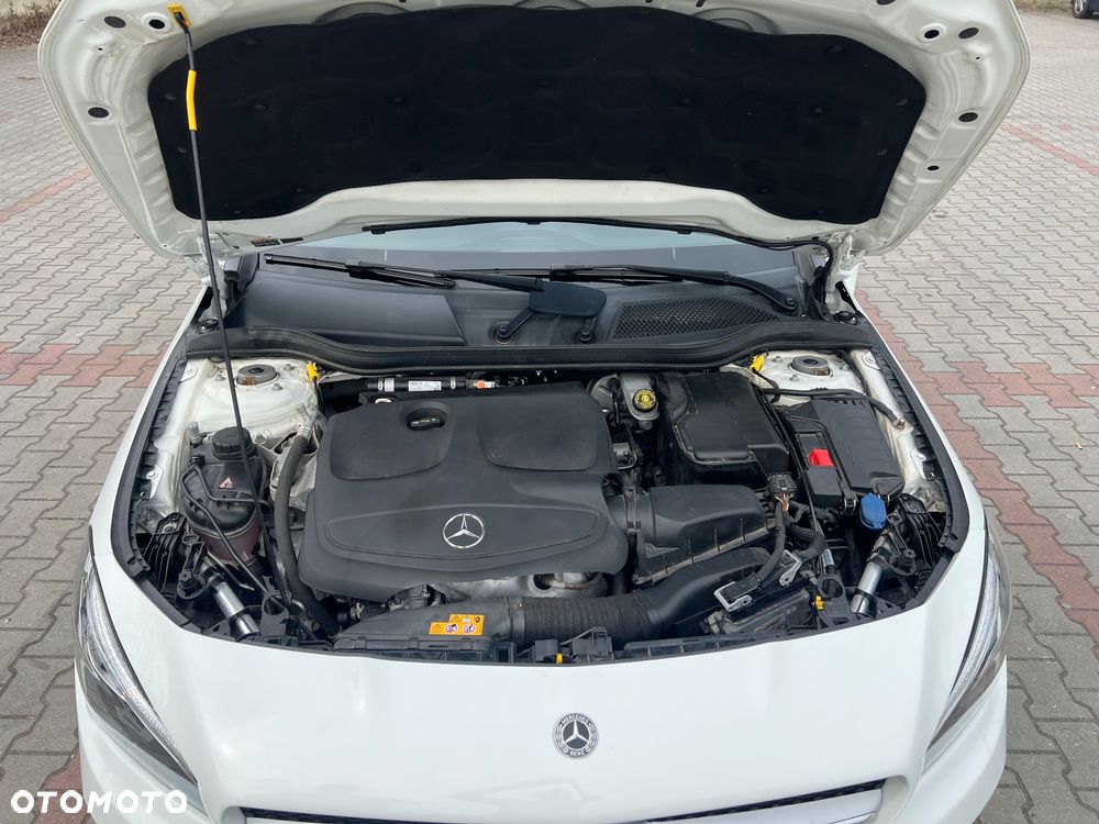 Mercedes-Benz CLA 180 - 7