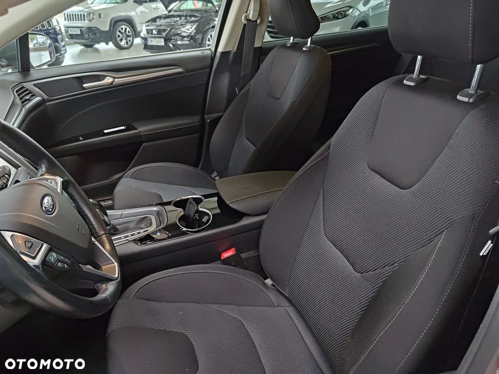 Ford Mondeo 2.0 EcoBoost Titanium - 13