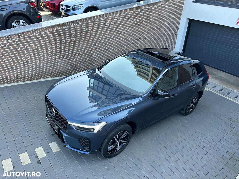 Volvo XC 60 B4 MHEV AT8 AWD R-Design - 11