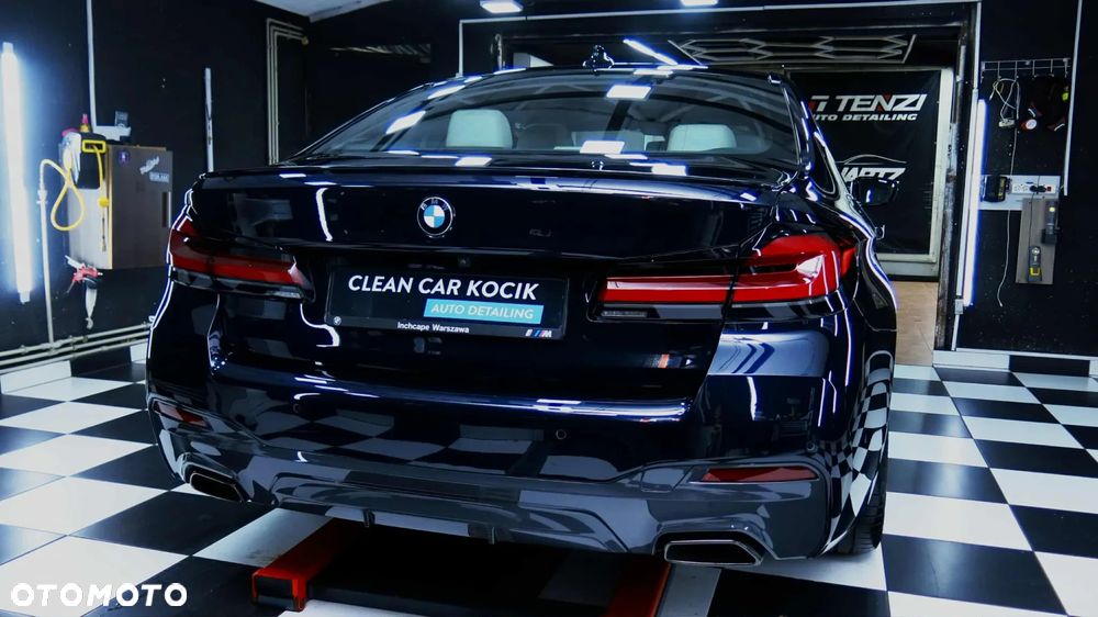 BMW Seria 5 520d xDrive M Sport sport - 9
