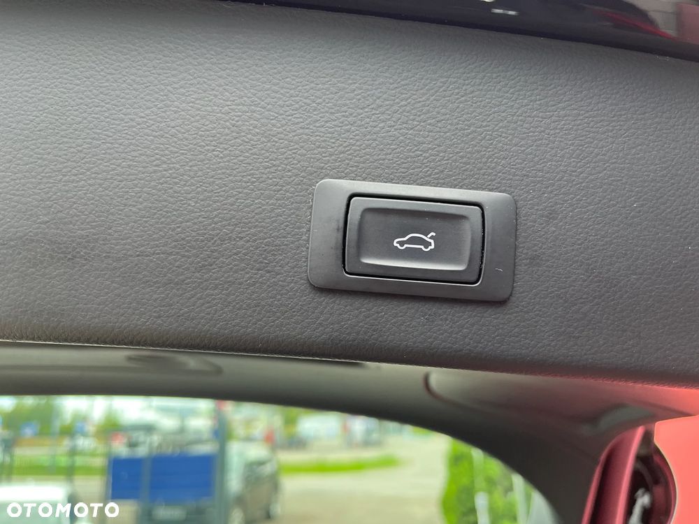 Audi A6 Avant 2.0 TDI Ultra - 8