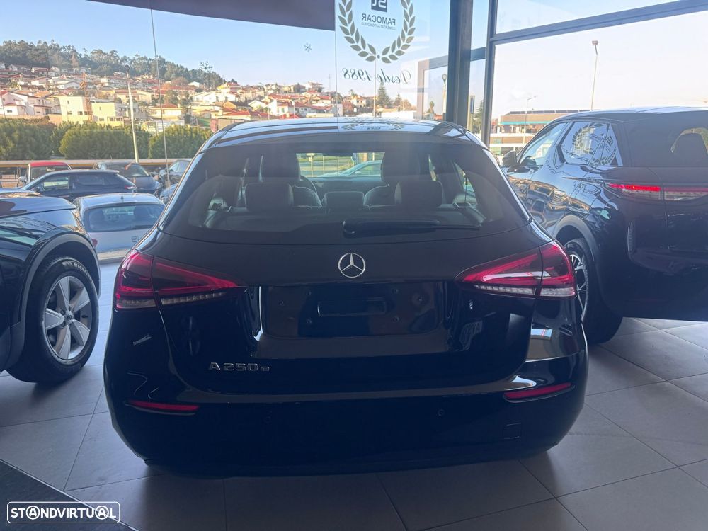 Mercedes-Benz A 250 e 8G-DCT - 5