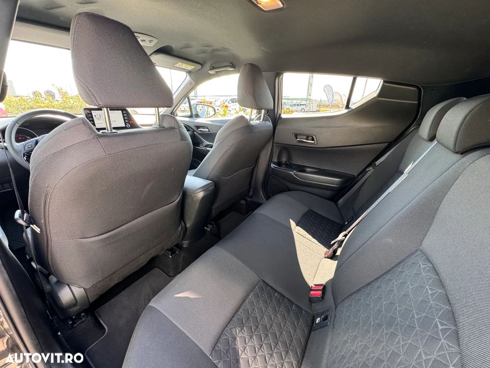 Toyota C-HR 1.8 HSD 122 CP 4x2 CVT Style - 27