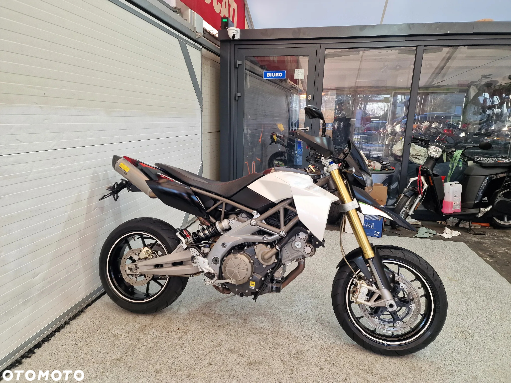 Aprilia Dorsoduro - 4