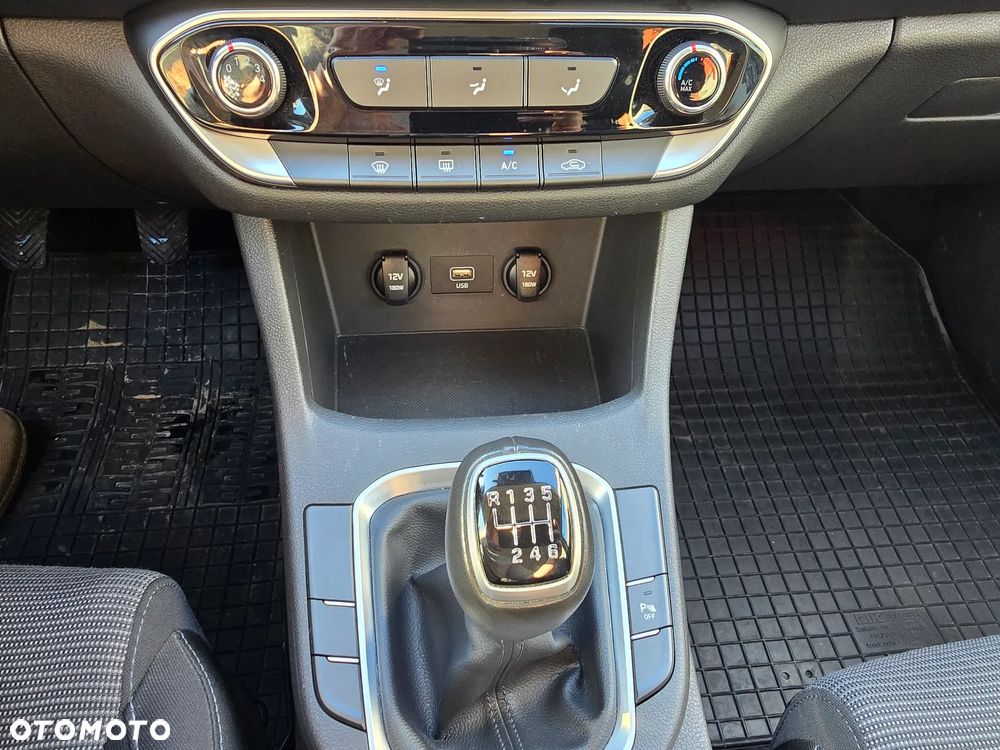 Hyundai i30 1.0 T-GDI Modern - 21