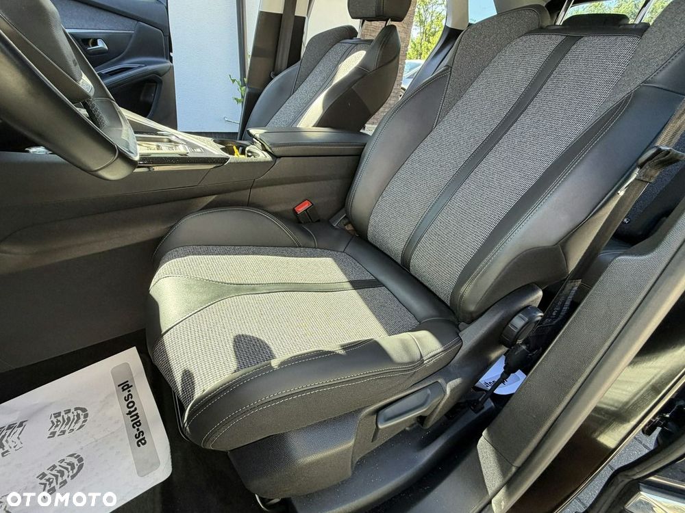 Peugeot 3008 1.5 BlueHDi Allure S&S EAT8 - 17