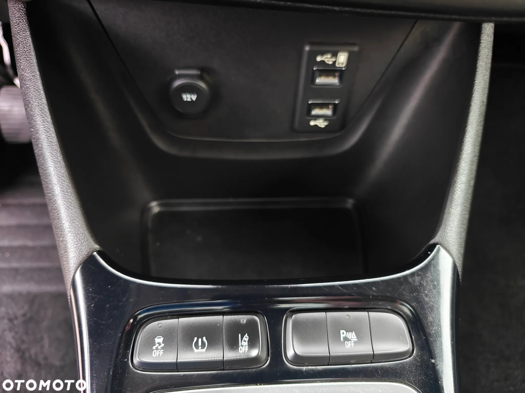 Opel Crossland X - 22