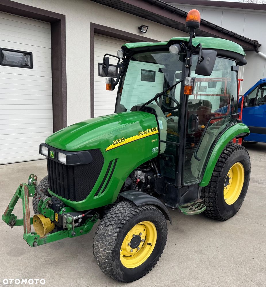 John Deere 3720 - 5