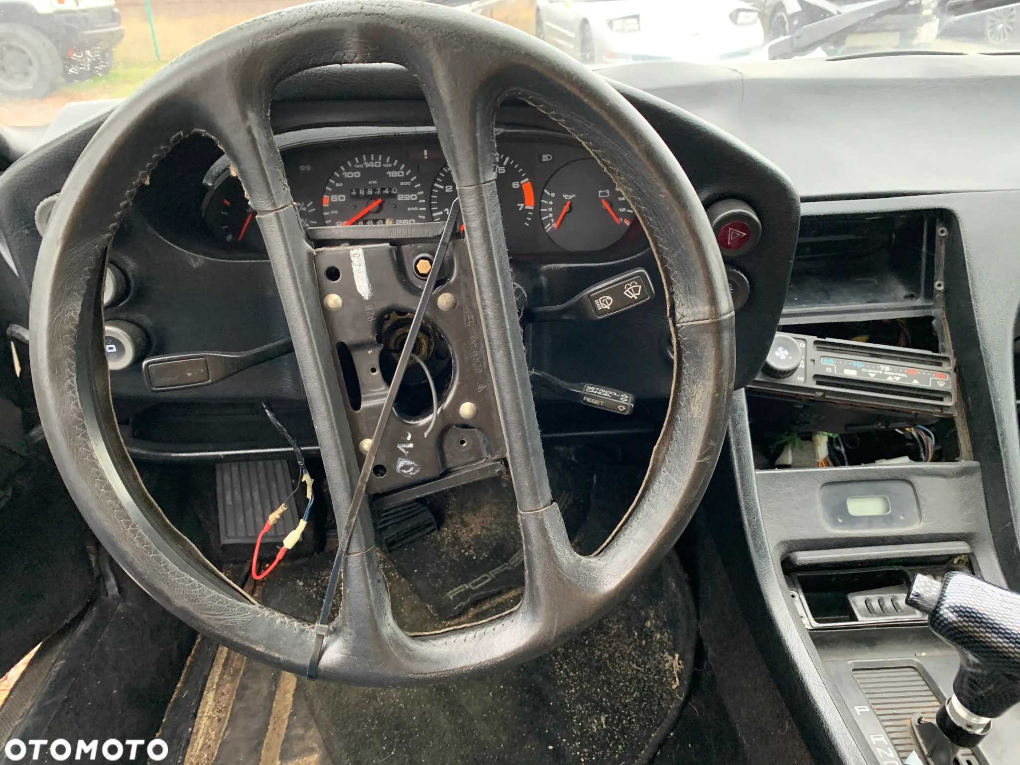 Porsche 928 - 15