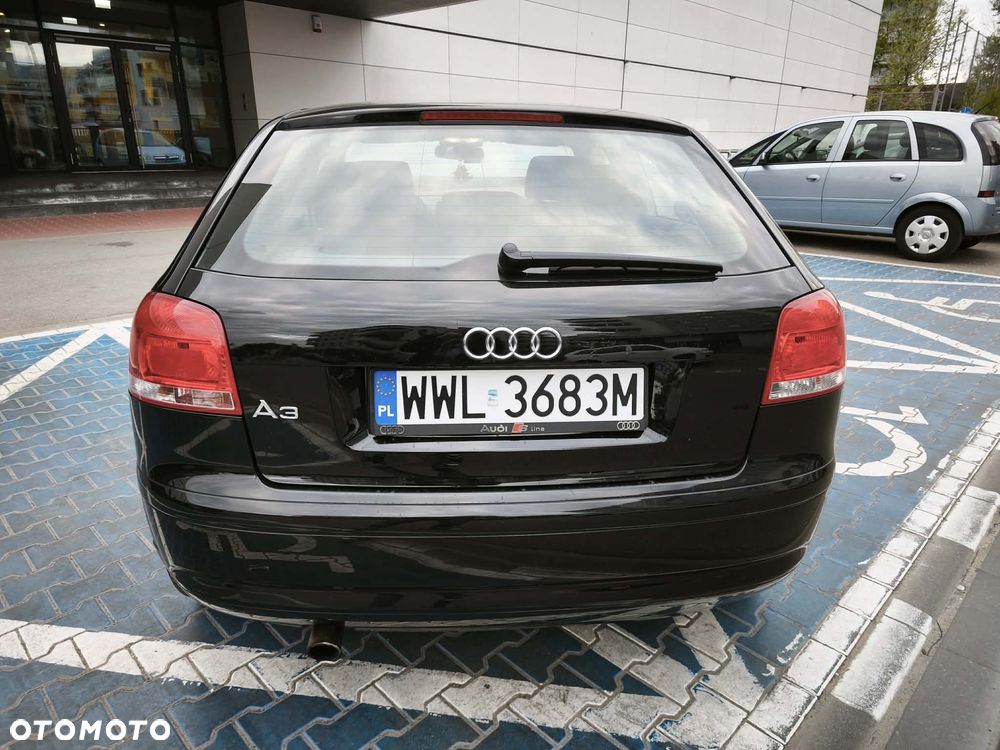 Audi A3 3-drzwiowe 1.6 Ambiente - 3