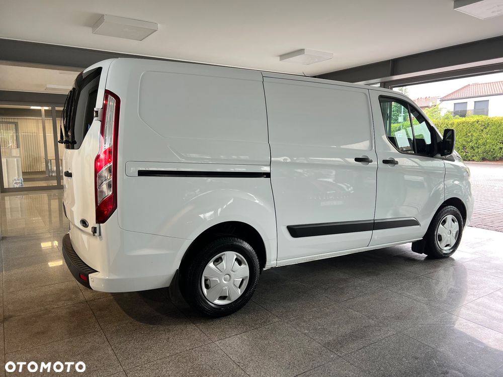 Ford Transit Custom - 17