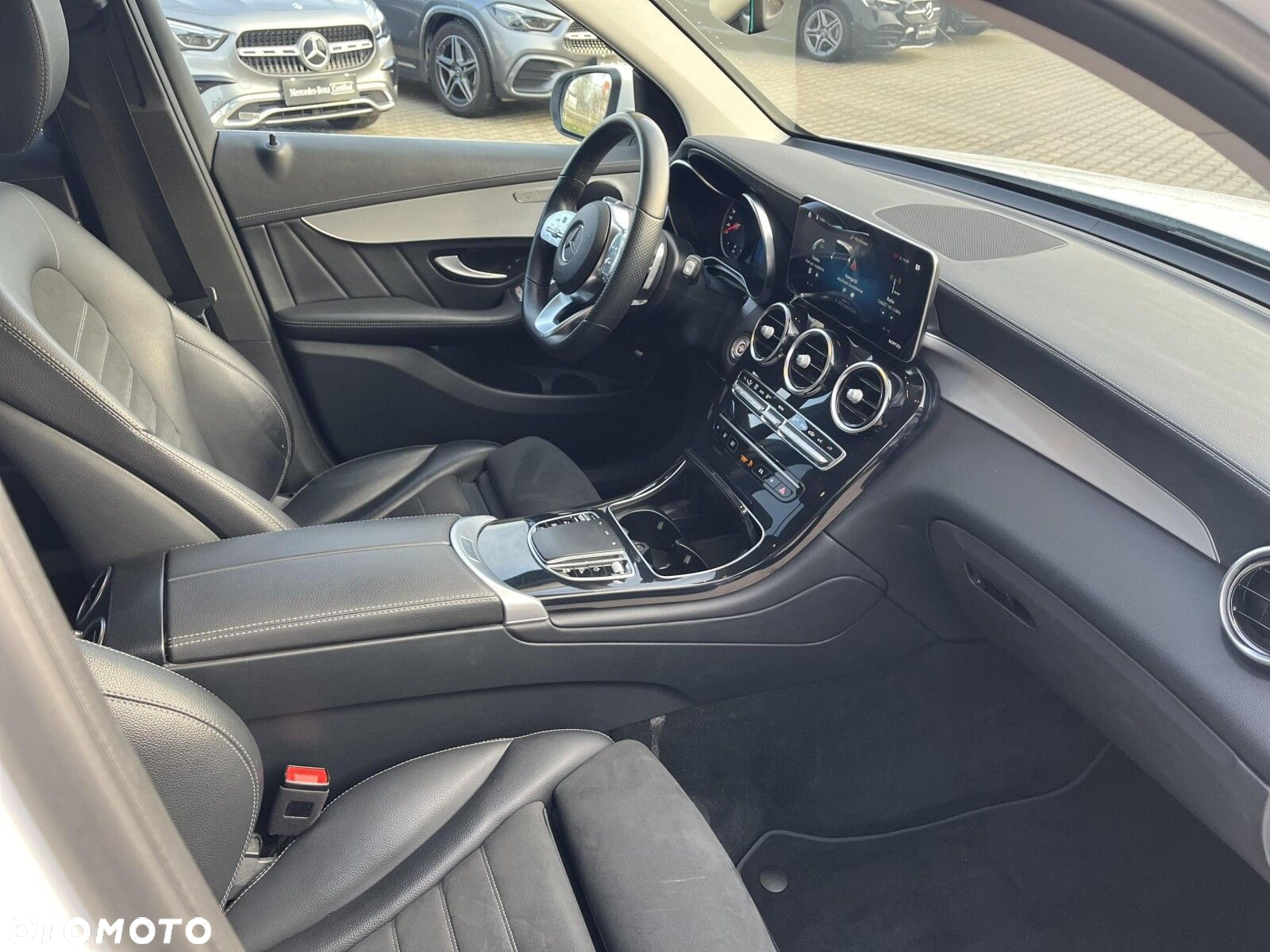 Mercedes-Benz GLC 200 4-Matic - 12