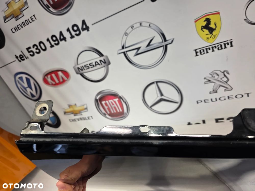 AUDI A4 B9 8W0 14- ŁADNY PRAWY BŁOTNIK PRZEDNI PRZÓD KOLOR CZARNY NIEMETALIK NR AUKCJI BŁ334 - 15
