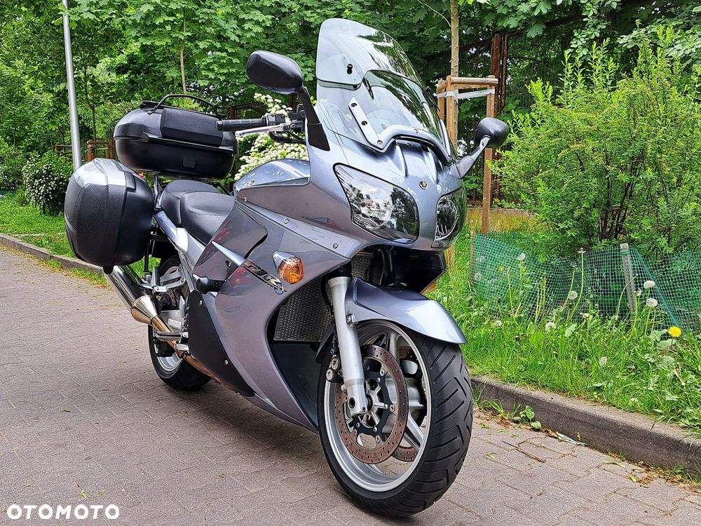 Yamaha FJR - 3